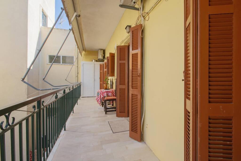 Anthia Sunny Apartment In Kanoni Extérieur photo