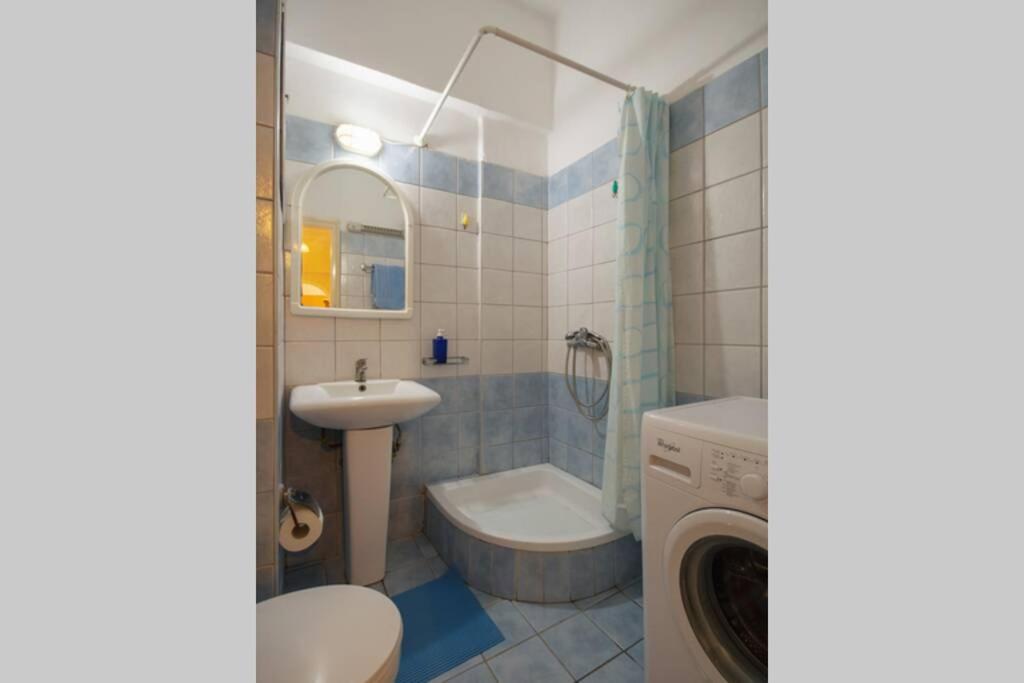 Anthia Sunny Apartment In Kanoni Extérieur photo